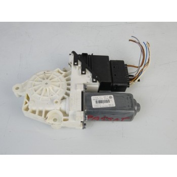 MOTORINO ALZACRISTALLO POSTERIORE SINISTRO - VOLKSWAGEN PASSAT SW - ANNO 2005 - 2010 - 7 PIN - SIEMENS - COD 3C9959703