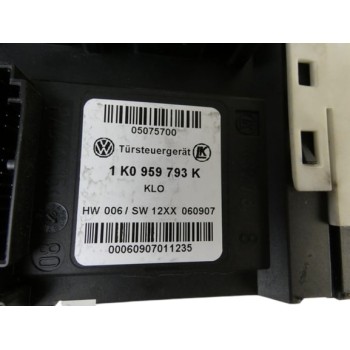 MOTORINO ALZACRISTALLO ANTERIORE DESTRO - VOLKSWAGEN GOLF 5 - ANNO 2003 - 2008 - BOSCH - COD 0130822229 - 1K0959793K